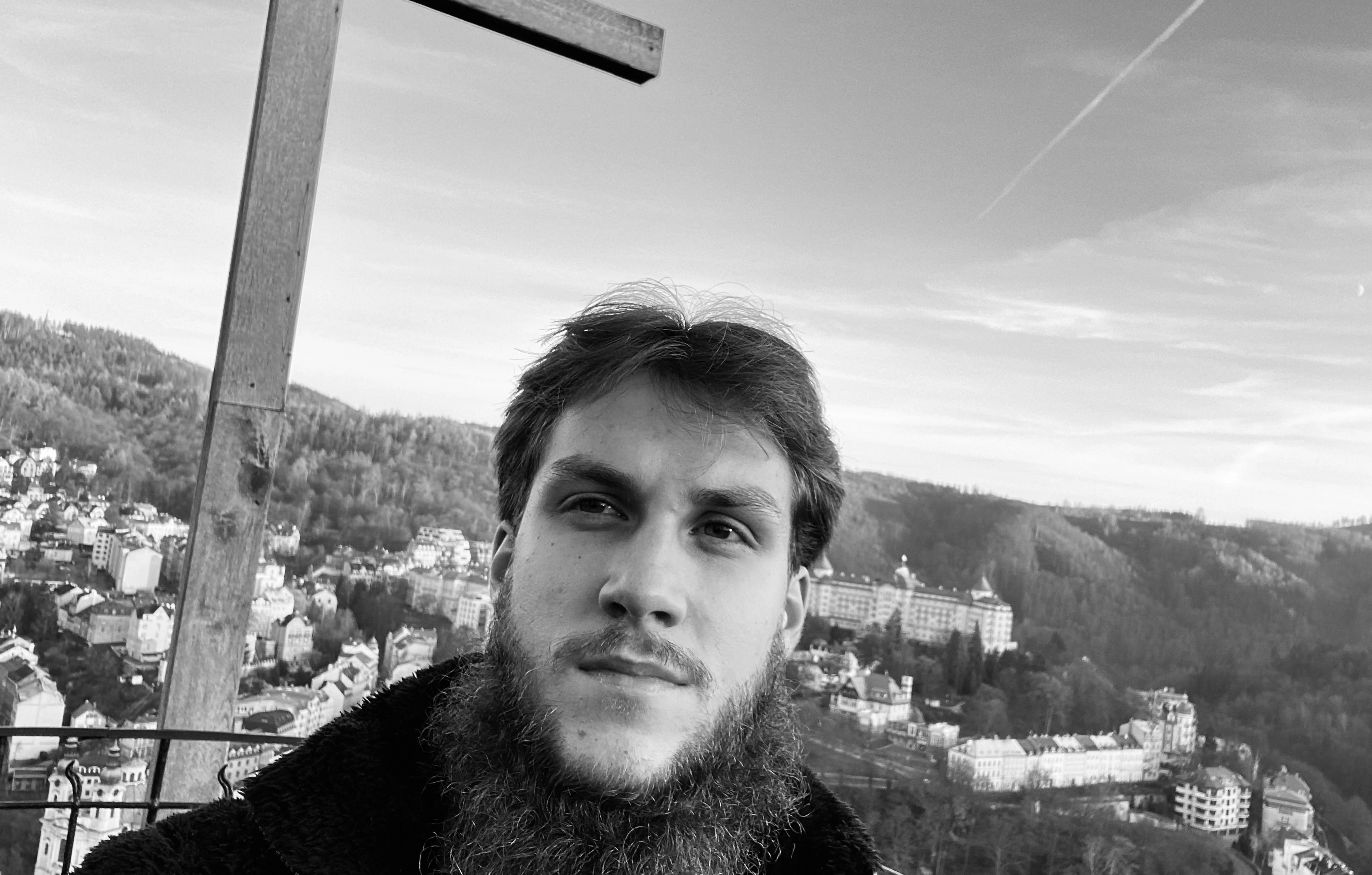 an image of a younger Tyger on the hill of Karlovy Vary in Czech Republic in black and white